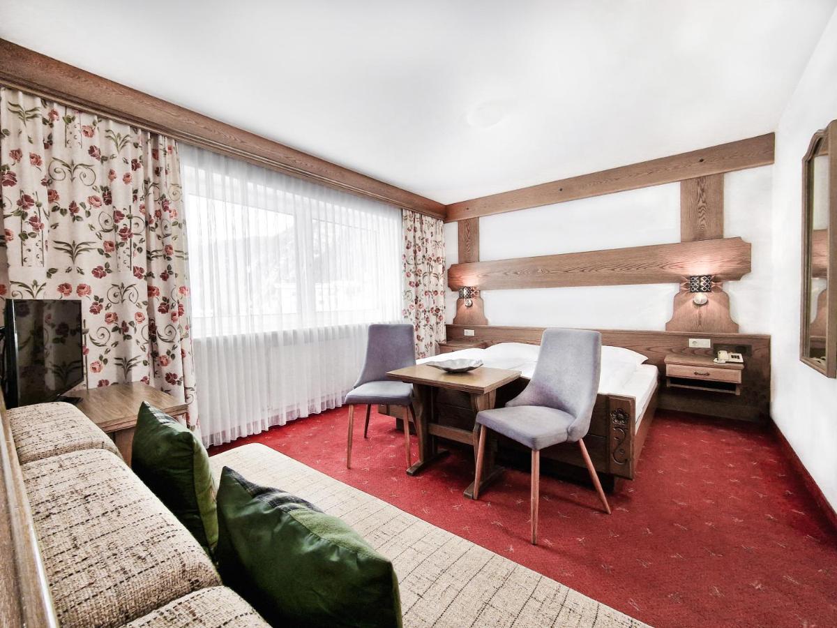 Hotel Laerchenhof Каунертал Екстериор снимка