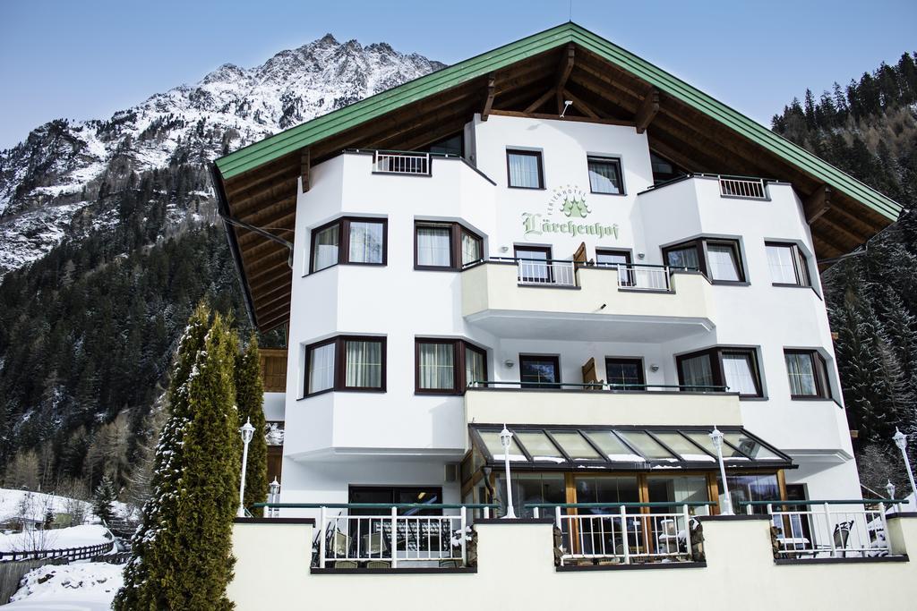 Hotel Laerchenhof Каунертал Екстериор снимка